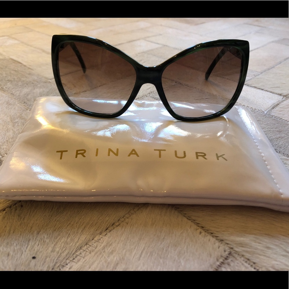 Trina Turk Camino GR Sunglasses
